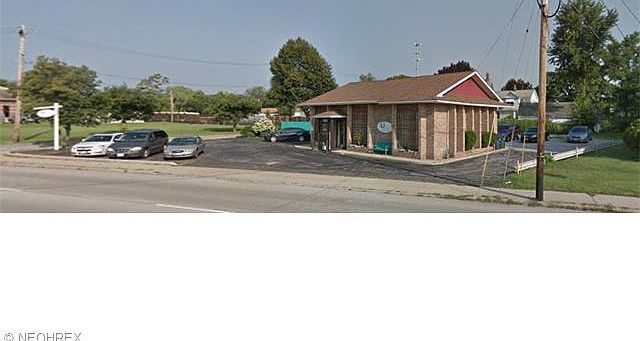 1st image of 2808 Front St
