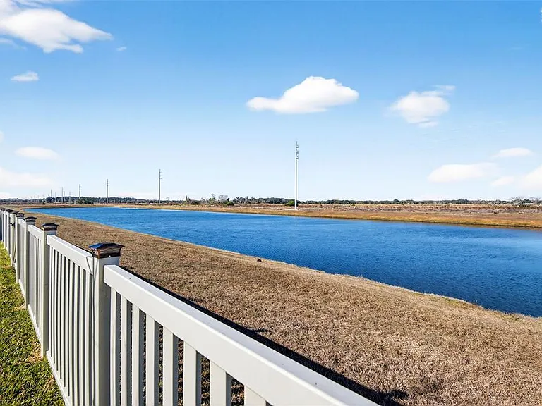 15217 Zircon Red Dr — Photo 43