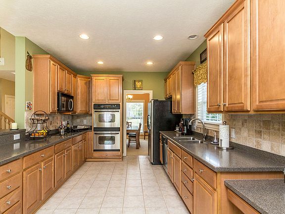 3rd image of 6279 Belvedere Green Blvd