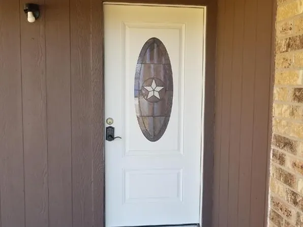 7509 April Ln, North Richland Hills, TX 76182