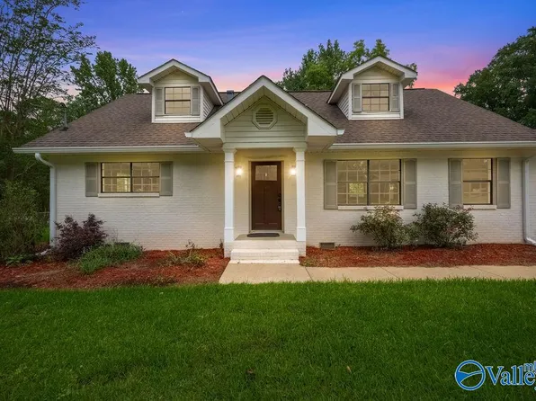 4020 N Southpoint Cir, Gadsden, AL 35907