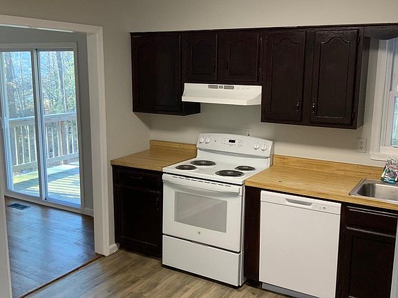 2nd image of 203 Breezewood Dr