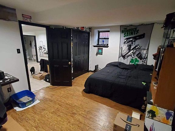 3rd image of 4409 Pine St APT 1