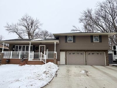 803 16th Ave NE, Aberdeen, SD, 57401