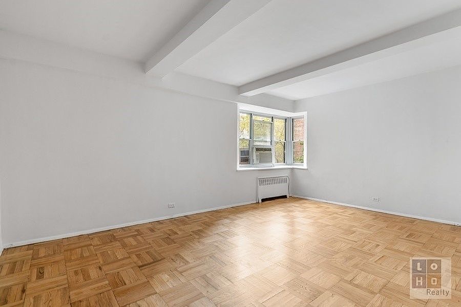 1st image of 550 Grand St APT J3h