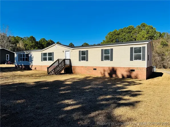 2475 Dunn Rd, Eastover, NC 28312