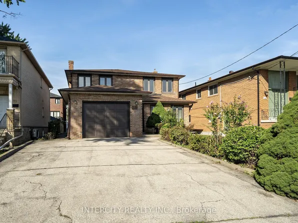 72 Chiswick Ave, Toronto, ON M6M 4V3
