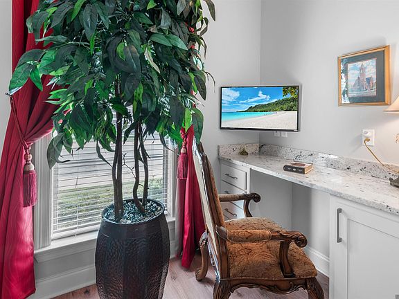4th image of 12452 Grand Villa Ct