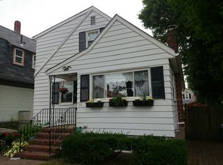 35 Lasell St, West Roxbury, MA 02132