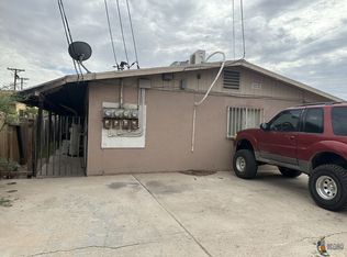 105 8th St, Calexico, CA 92231