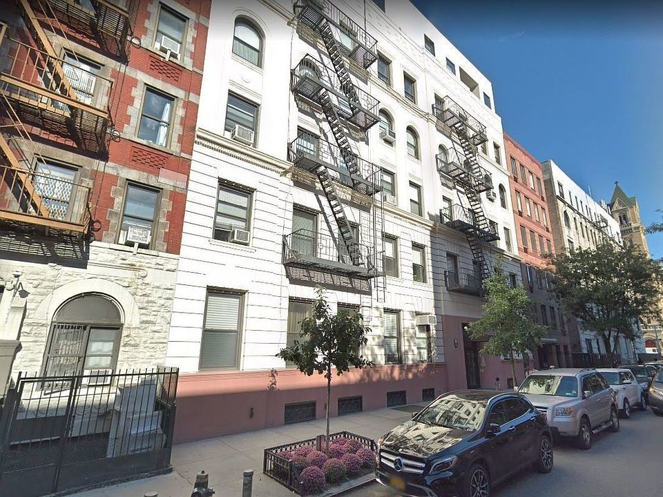 1st image of 215 W 105th St #3A4E