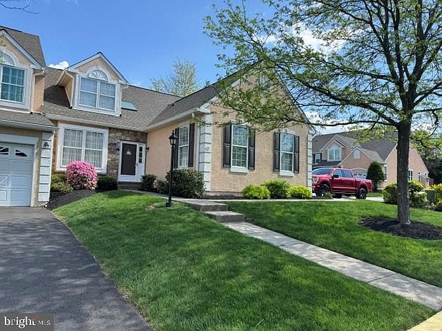 1st image of 48 Wheatsheaf Ln