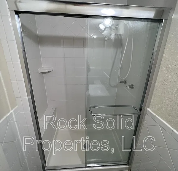 4520 Carmel Dr — Photo 26