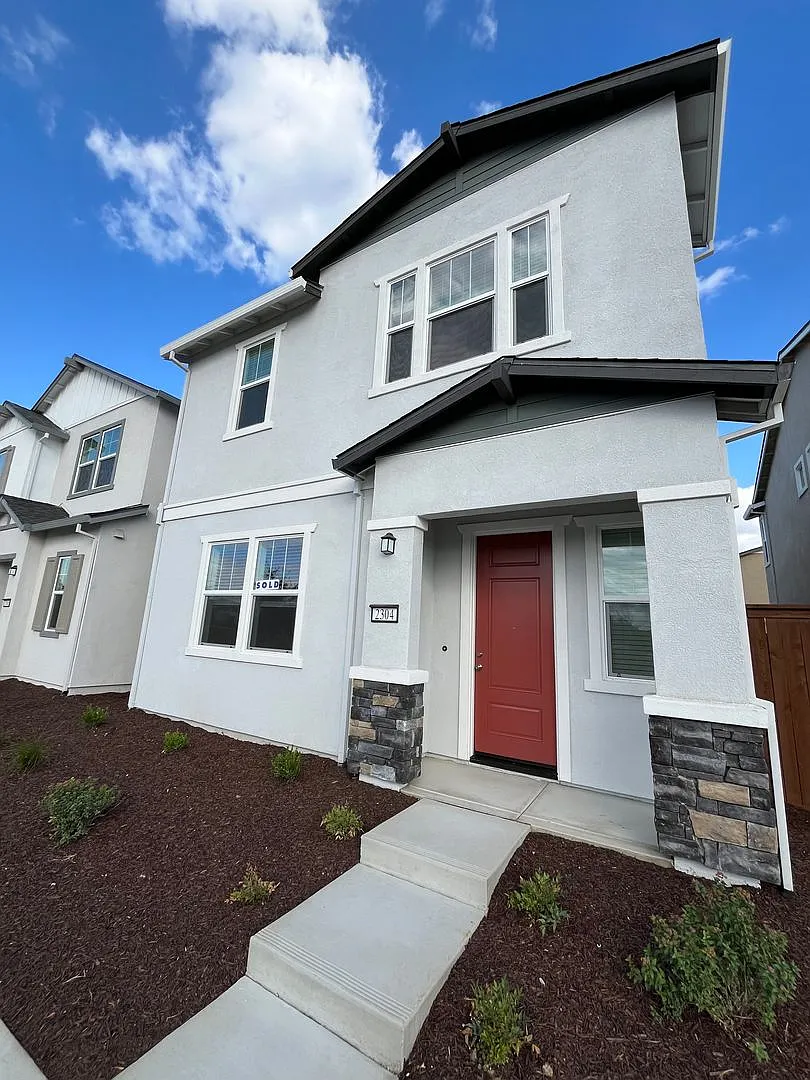 2300 Holcolm Pl photo 1