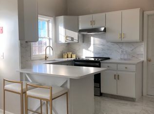 173 Gladstone St, Cranston, RI 02920