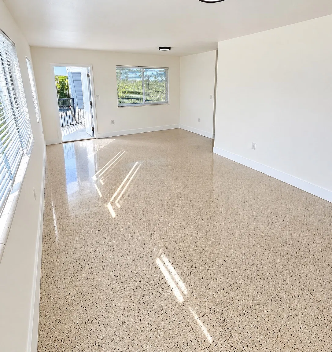 1 bed, 700 sqft, $1,680 — Photo 3