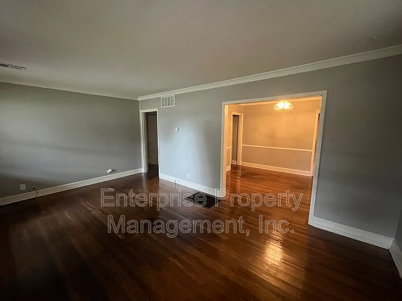 3 bed, 2.0 bath, 1487 sqft, $1,195 — Photo 4