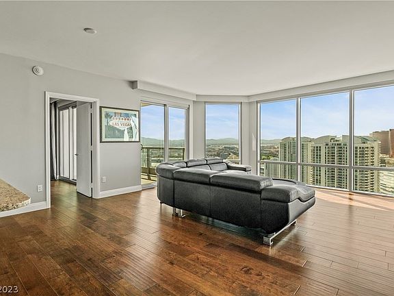 3rd image of 222 Karen Ave Unit 4202