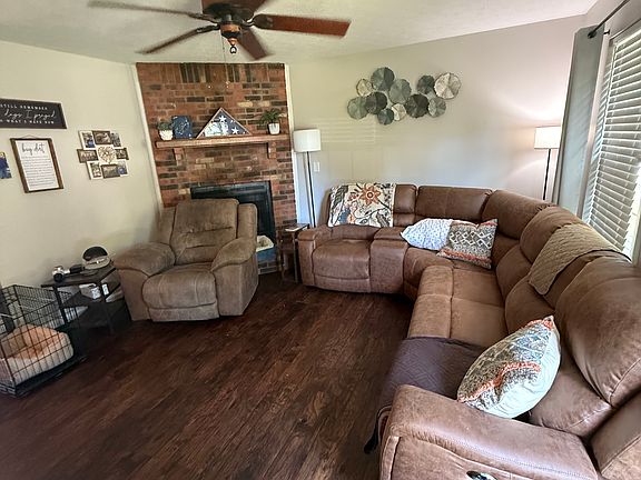 Spacious great room off kitchen