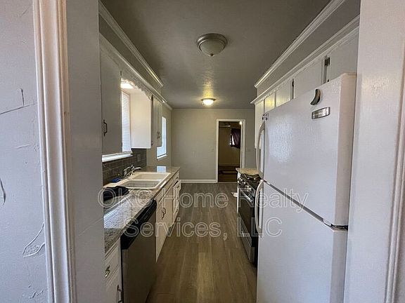 5th image of 3603 Willow Springs Dr