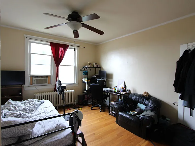 2012 Shady Ave — Photo 9