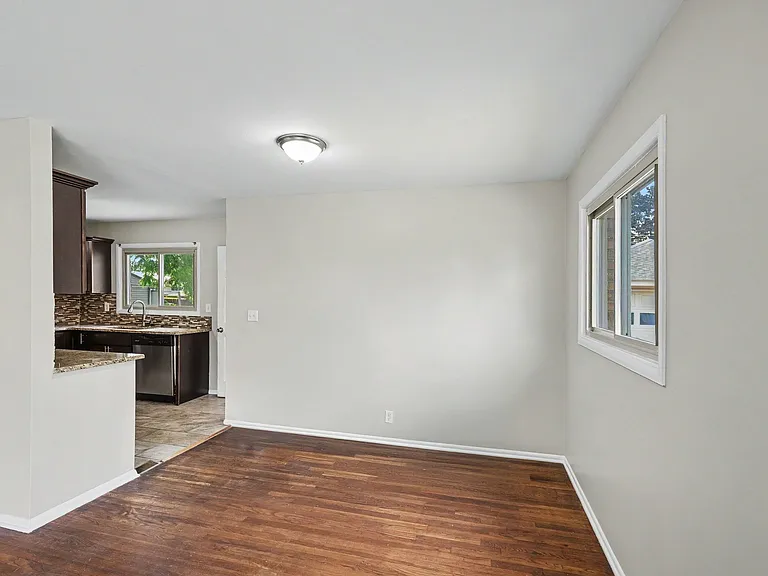 22282 E Schafer St — Photo 7