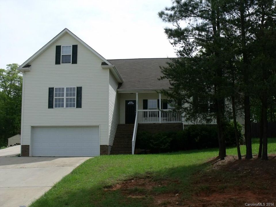 1st image of 155 Greycliff Dr