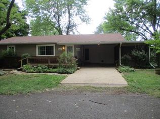 402 Catlett St, Prairie Grove, AR 72753