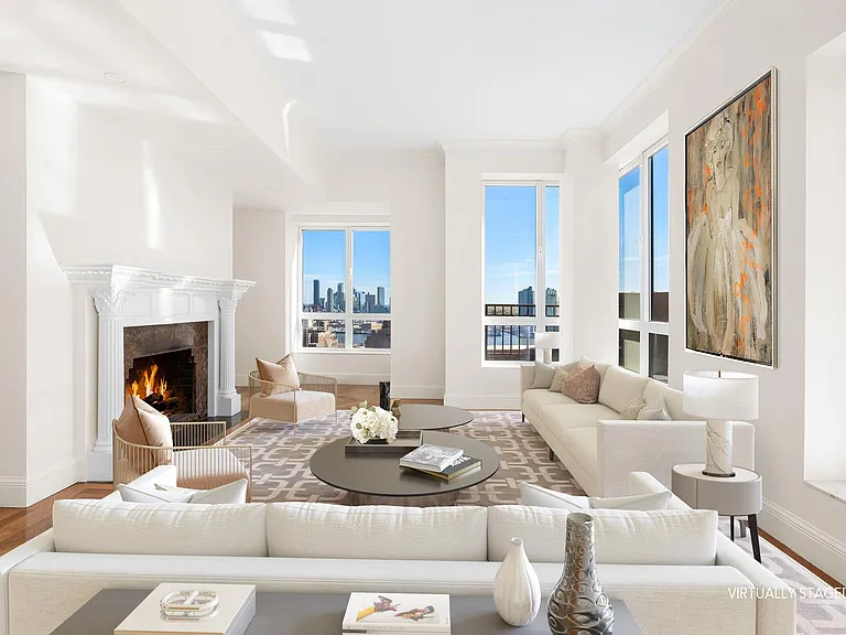 351 E 51st St #Penthouse 8 — Photo 5