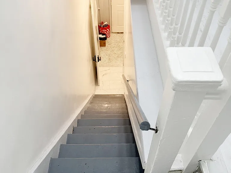 535 E 29th St #2.1 — Photo 8