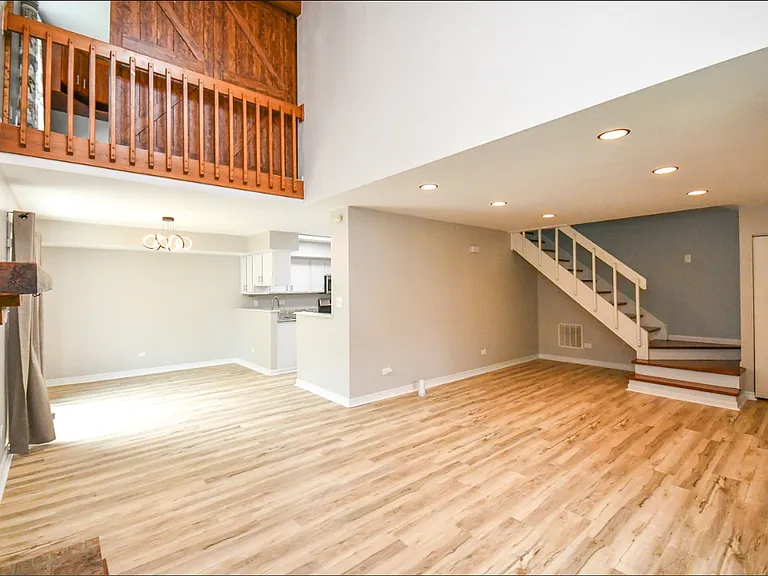 121 Cammeron Ct — Photo 11
