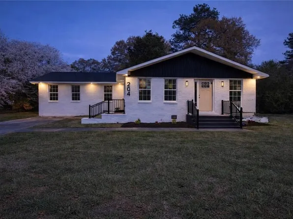 204 Wynn St, Portsmouth, VA 23701