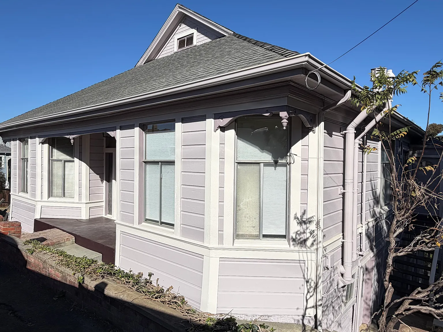 2 bed, $2,350 — Photo 2