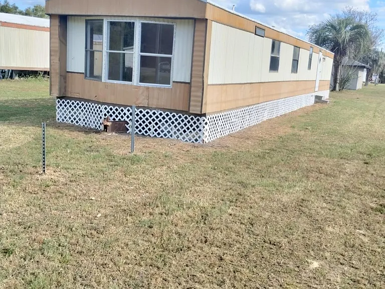 120 SE Camelot Loop — Photo 12