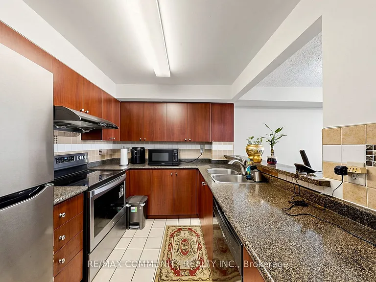 400 McLevin Ave #1410 — Photo 17