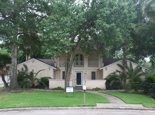 231 Weeping Oaks Ln, Spring, TX 77388