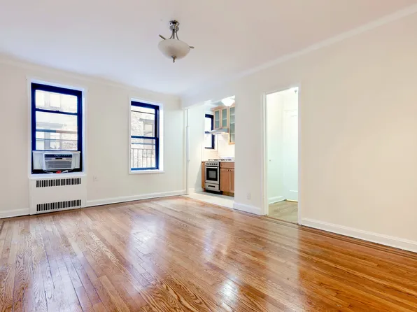 95 Lexington Avenue image 1 of 7
