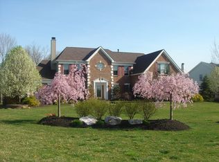 15 Saddle Ct, Monroe Township, NJ 08831