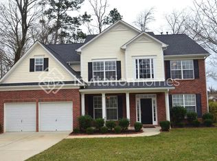 8609 Driscoll Ct, Charlotte, NC 28269