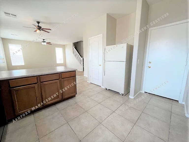 2417 S 90th Gln — Photo 15