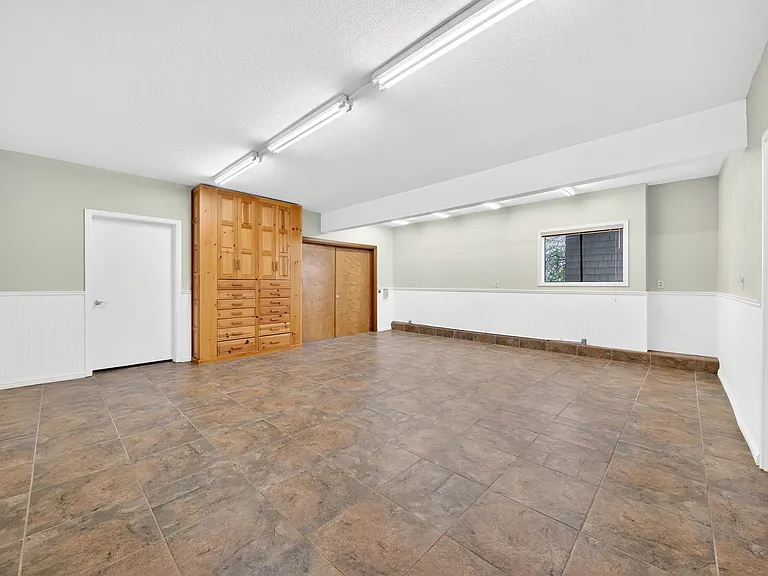 18750 Castle Hill Dr — Photo 36