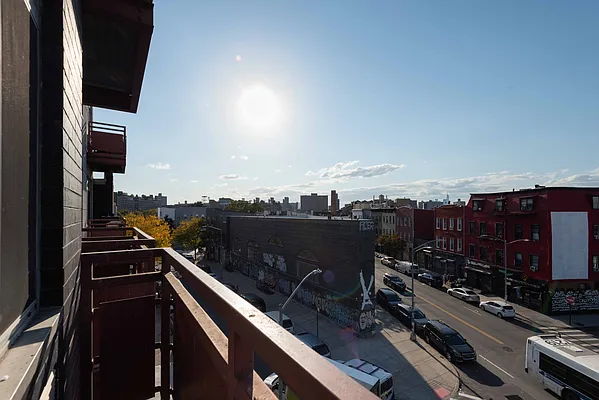 Rented by CCM Property Management LLC | media 21