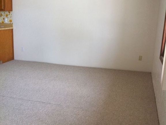 5th image of 210 N 4th St #6345709