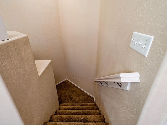 4th image of 8175 W Lynwood St