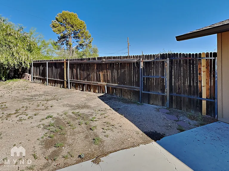 7900 N Leonardo Da Vinci Way — Photo 37