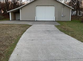 2487 S Patterson Rd, Wayland, MI 49348