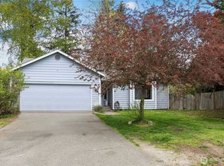 101 Eagle Glen Ct, Eatonville, WA