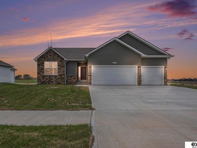6851 Stony Point Dr, Papillion, NE, 68133