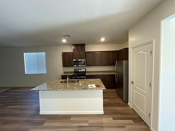 2nd image of 5708 Harcrest Dr
