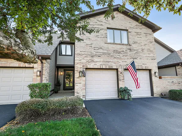 1606 Cypress Ct, Hoffman Estates, IL 60169